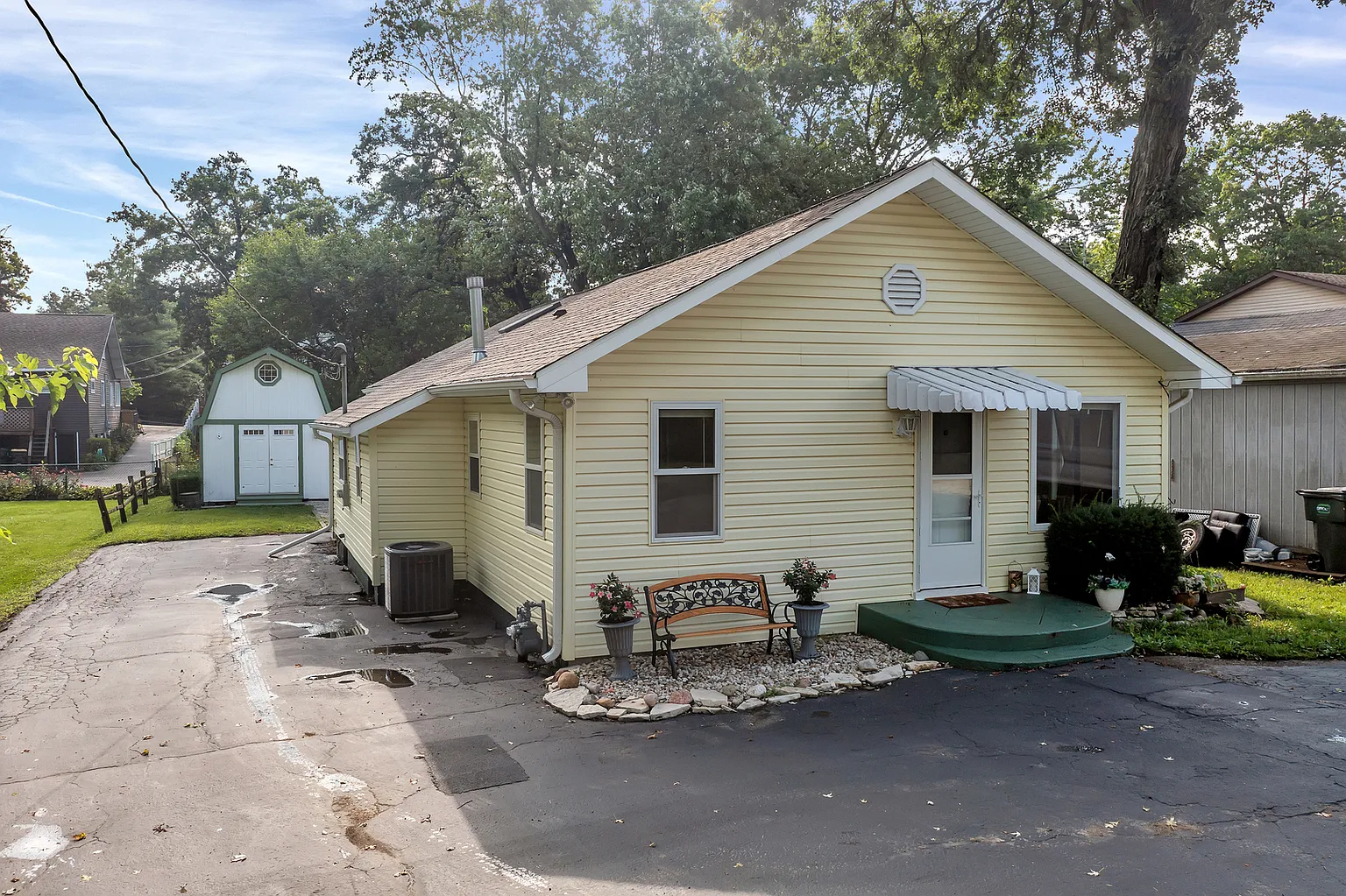 34805 N Long Ave photo 1