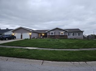 9635 Johnson St, Crown Point, IN 46307