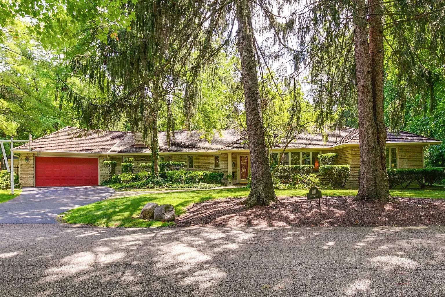 1111 Walden Ln photo 1