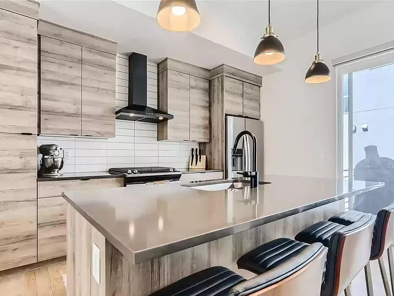 3041 W 19th Ave — Photo 11