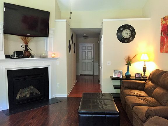 5th image of 107 Seattle Slew Ln