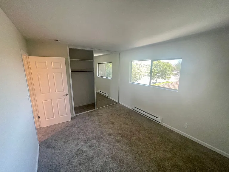 190 Adler Ave — Photo 16