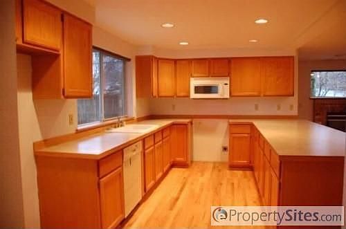 3rd image of 20622 108th Street Ct E