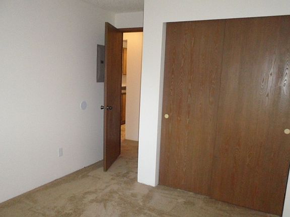 5th image of 12214 118th Avenue Ct E APT D