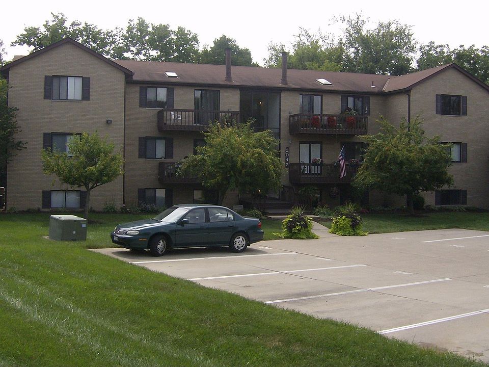 2047 Woodtrail unit40