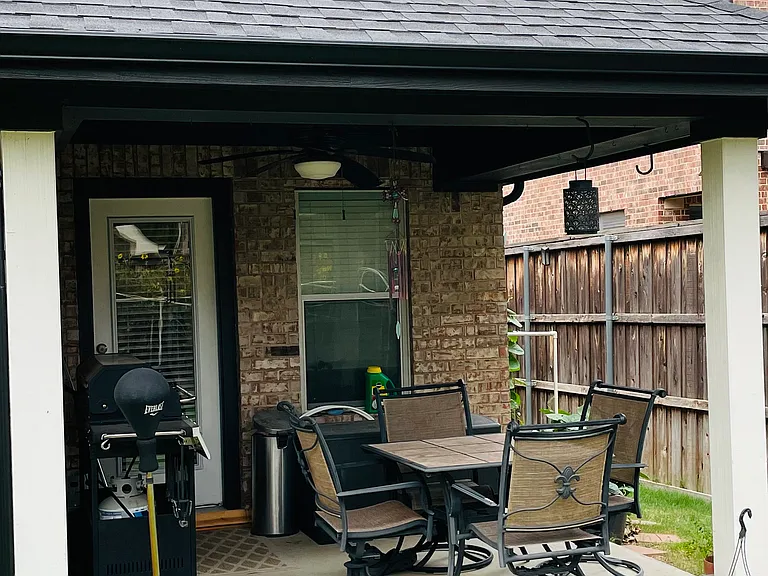 8664 Robertson Dr — Photo 5