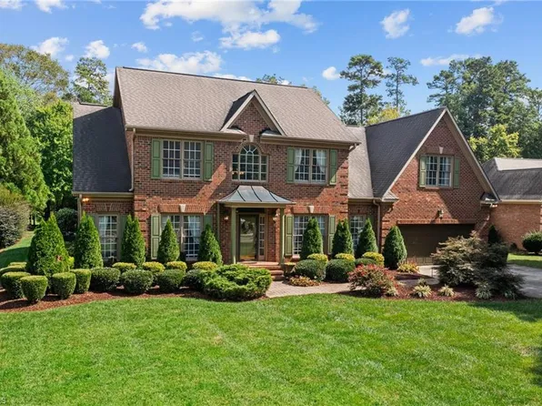 918 Golf House Rd W, Whitsett, NC 27377