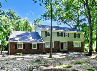 388 Carriage Ln, Wyckoff, NJ 07481