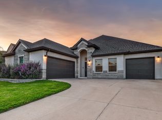 3412 Tree Shadow Ln, Midlothian, TX 76065