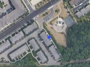 2144 River Valley Ln, Eagan, MN 55122