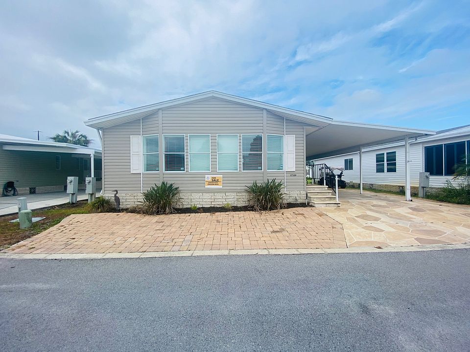 1st image of 17129 Golf Vista Ct