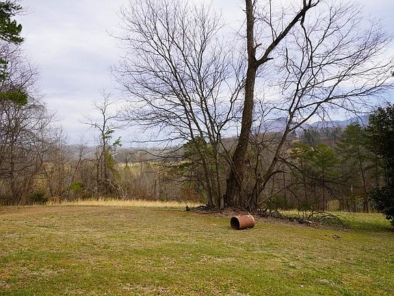 3rd image of 3241 Proffitt Heights Cir