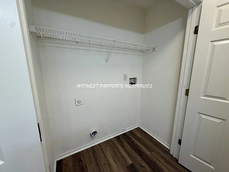306A NE 6th St — Photo 9