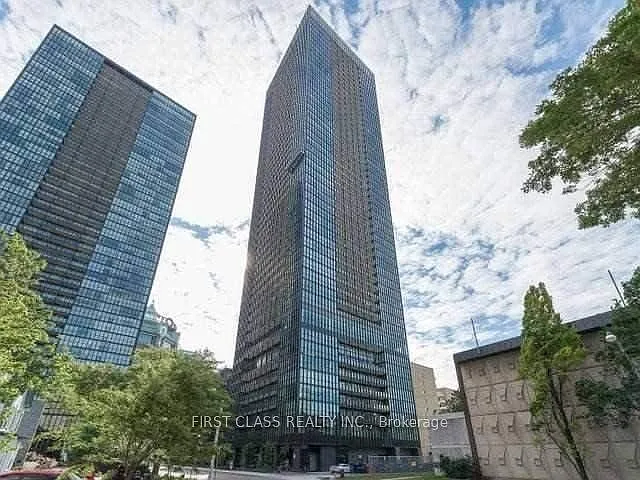 101 Charles St E #2010 — Photo 1