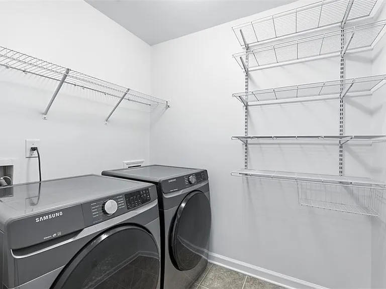 13459 Gardiner Ln — Photo 42