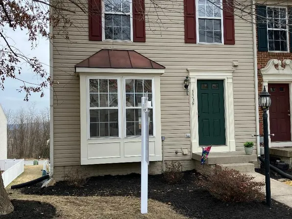 1336 Steed St, Ranson, WV 25438