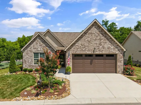 2271 Boulder Crest Ln, Sevierville, TN 37876