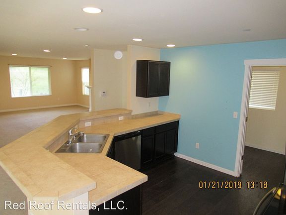 4th image of 3533 Hoffman Hill Blvd