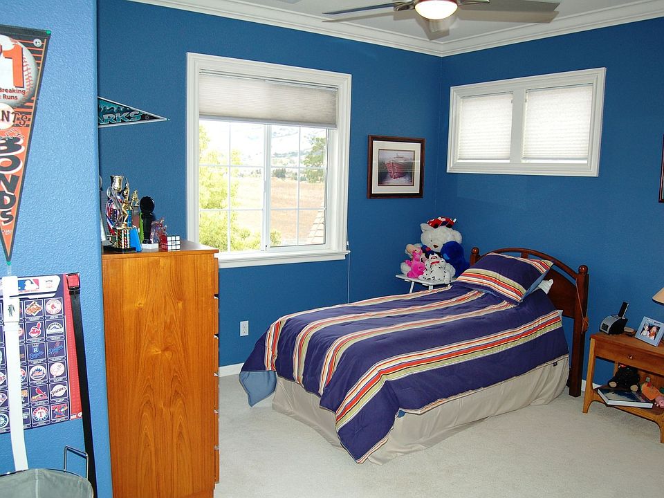 Upstairs Bedroom