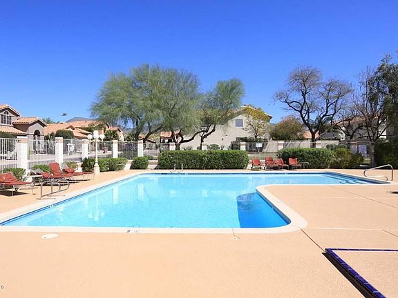 Aviara-Community Pool