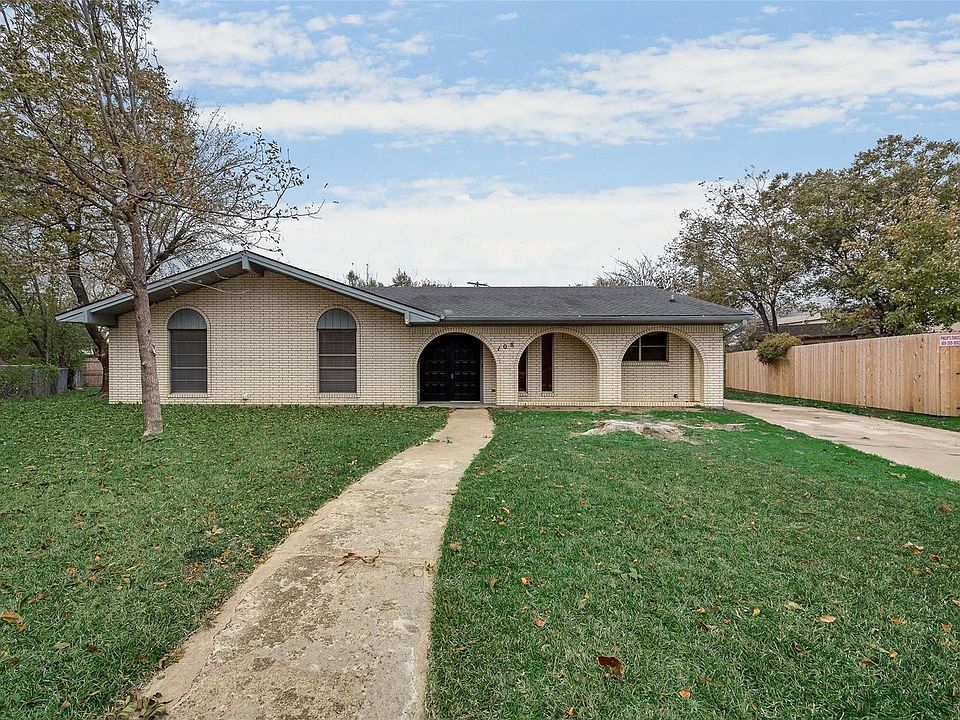 1st image of 108 San Jacinto Ct