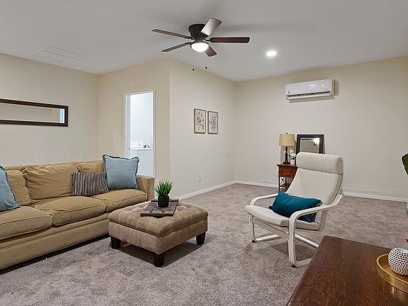 4th image of 1115 Rockbrook Dr #1D-595809