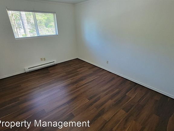 4th image of 1821 S 310th St #15305247