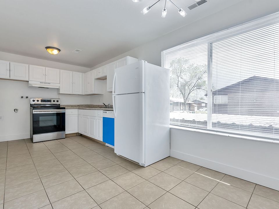 1st image of 4629 S Arlington Park Dr APT 4