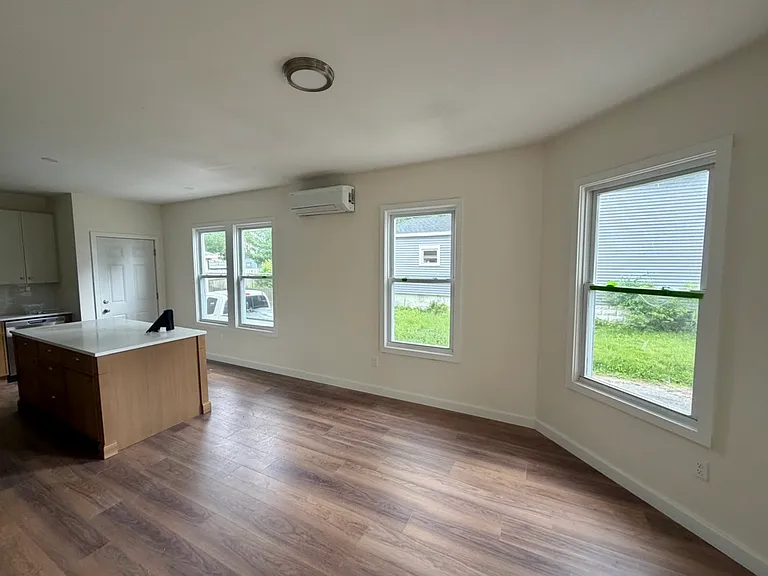 23 Pembroke St #1 — Photo 2