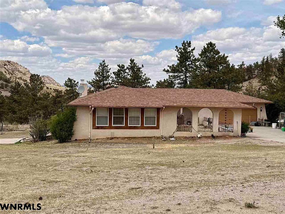 1st image of 210070 Ponderosa Dr