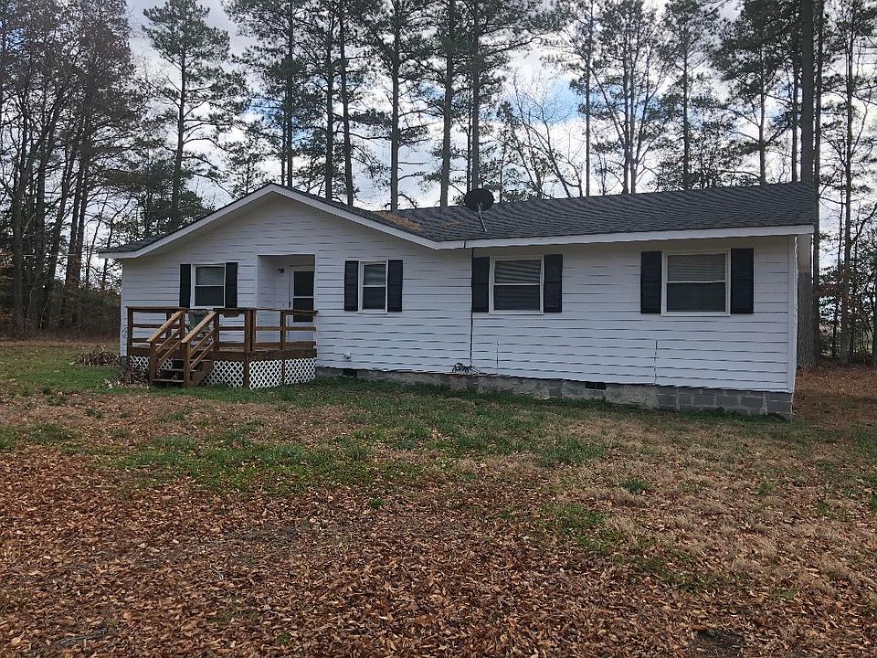 2nd image of 2495 Laurel Dr