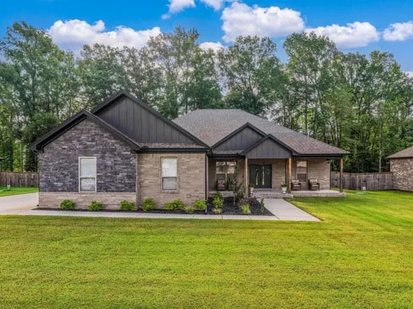 395 Mayberry Dr, Cabot, AR 72023