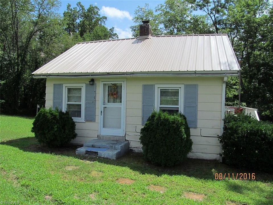 1st image of 171 Lovers Ln