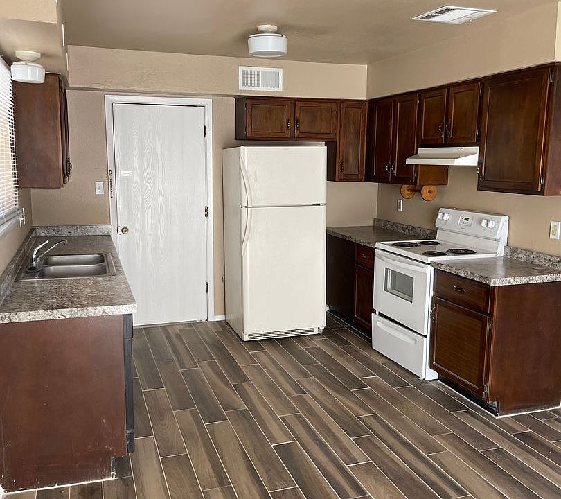 1st image of 3266 Executive Hills Rd