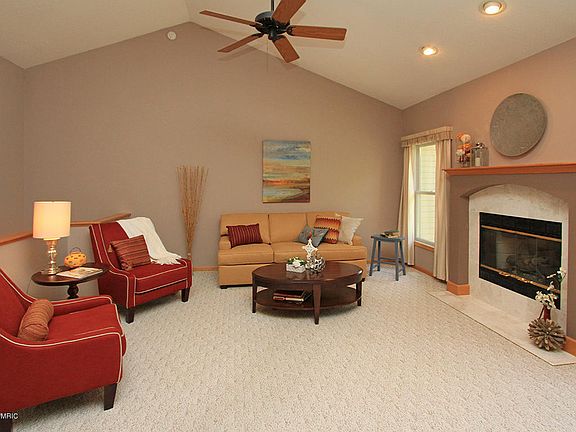 3rd image of 1607 Auburn Woods Trl