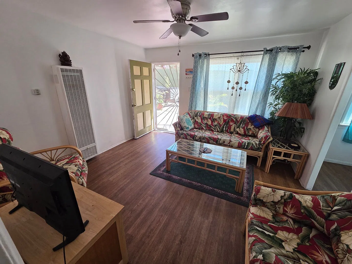 West Ventura 1+1 apartment - Super cute and close to downtown & beach! — Photo 3