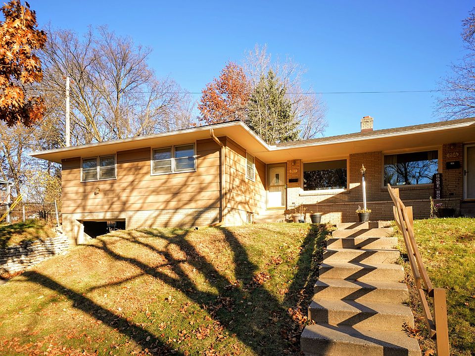 1st image of 812 Stryker Ave #812