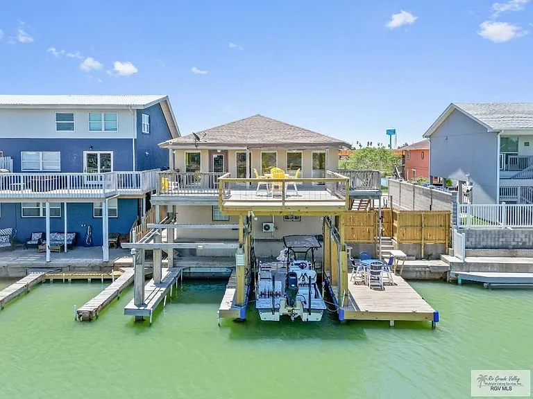 1440 Harbor Island Dr — Photo 14