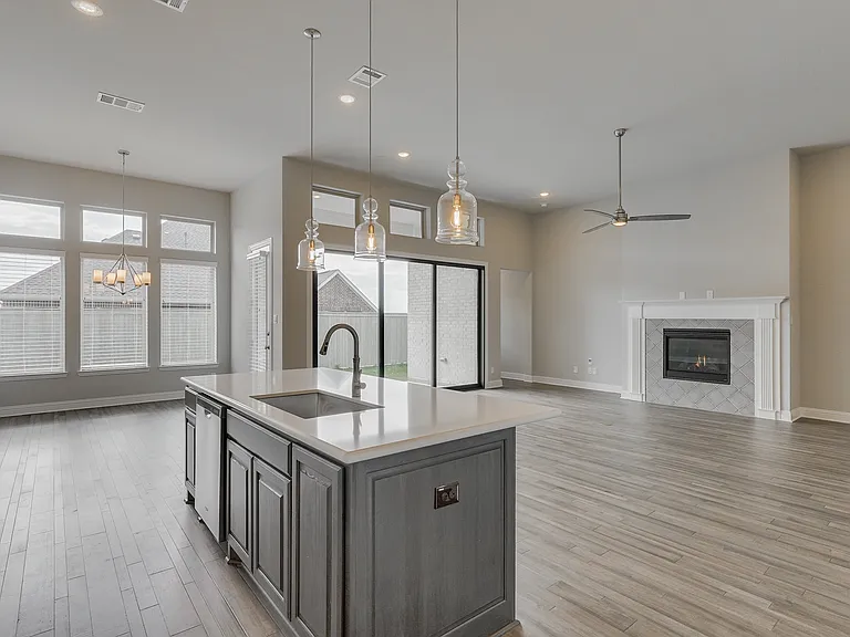 708 Blueberry Way — Photo 9