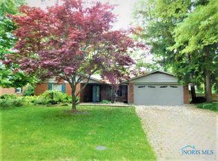 719 Wedgewood Dr, Findlay, OH 45840