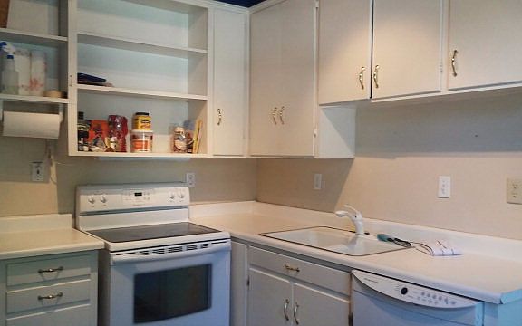 3rd image of 1285 Canal Ave