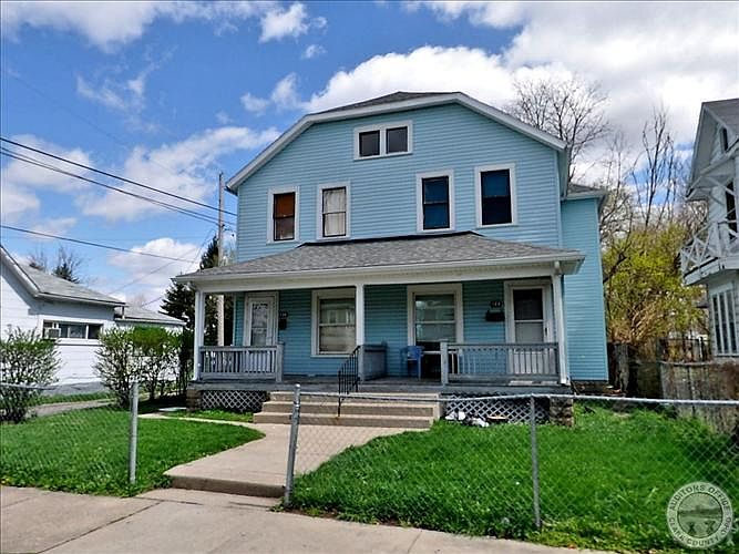 720 - 722 S. Lowry Ave.