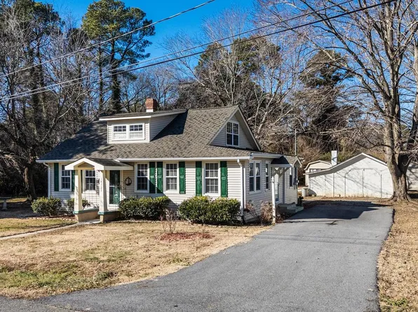 18323 Oakland Dr, Cobb Island, MD 20625