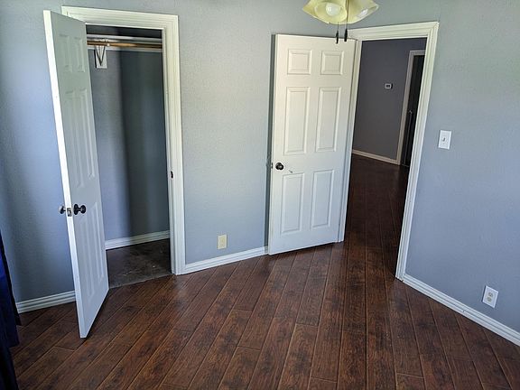 5th image of 1115 SE 18th St