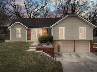 517 NW 65th Ter, Kansas City, MO 64118