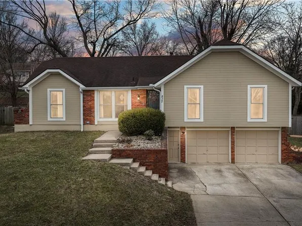 517 NW 65th Ter, Kansas City, MO 64118