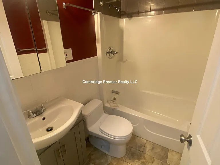 1691 Cambridge St #34 — Photo 9