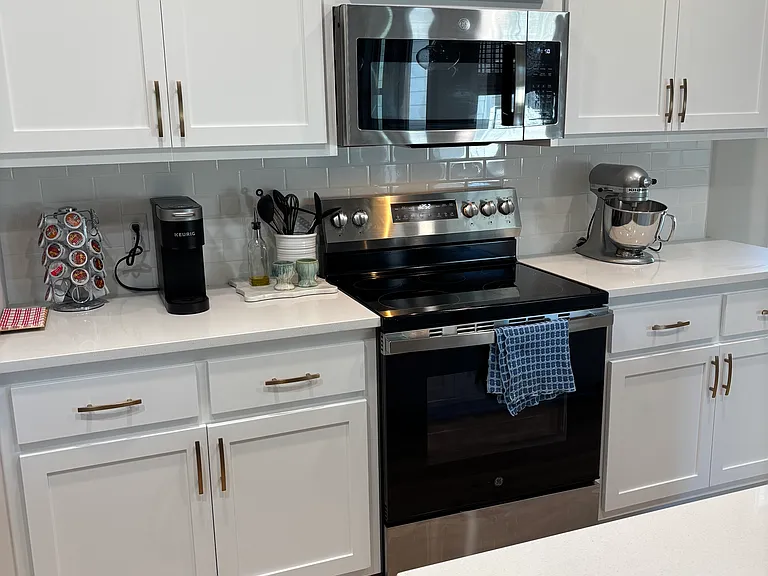 346 Sunflower Ln — Photo 4