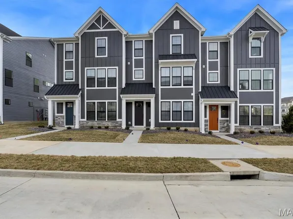 304 Indigo Ct #304, Chesterfield, MO 63017