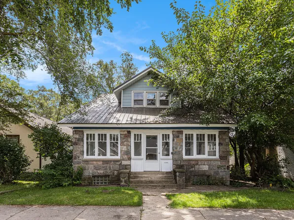 1218 Whiting St SW, Wyoming, MI 49509